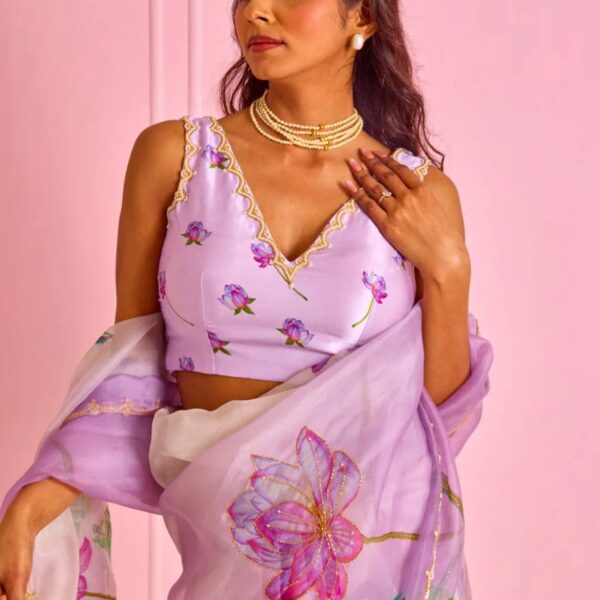 Women's Exquisite Lavender & White Organza Saree with Hand-Painted Lotus Floral Motifs & Gold Embellished Border – Complete with Matching Printed Blouse for Festive & Special Occasions